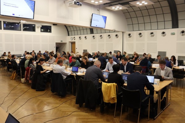 Snímky z plenárního zasedání 22. Národní stálé konference v Praze. Foto: Ministerstvo pro místní rozvoj ČR