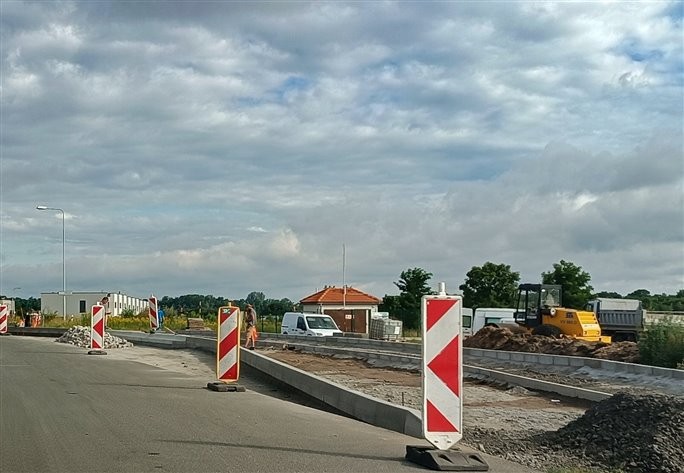 Cyklostezka mezi Bezděčínem a Chrástem se již staví. Je podpořená z Integrovaných teritoriálních investic.