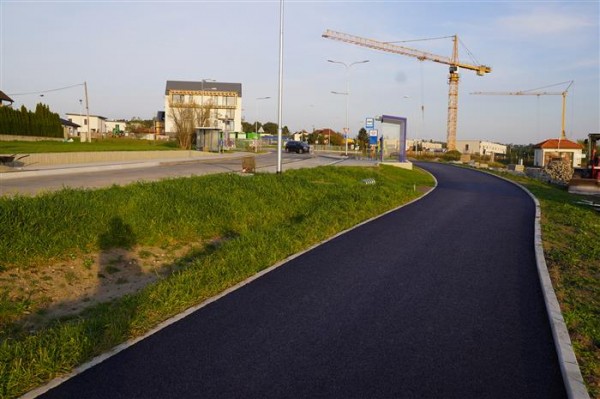 Realizace projektu cyklostezky mezi Bezděčínem a Chrástem v srpnu 2024.