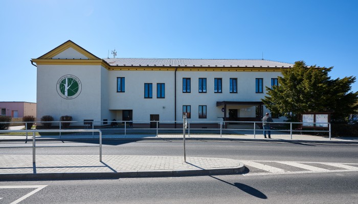 Přístavba a rekonstrukce části budovy čp. 115 – ZŠ Březno