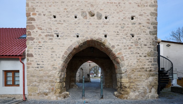 Revitalizace objektu České brány v Bělé pod Bezdězem